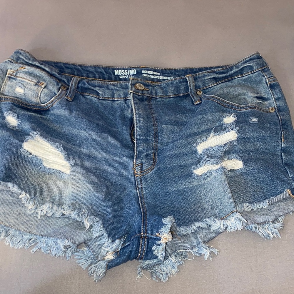 denium shorts